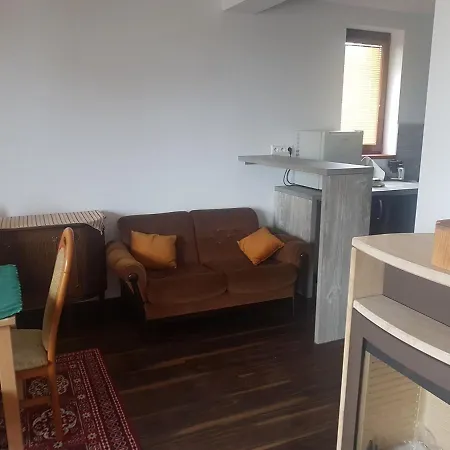 Apartament Cintorinska 11 Casta